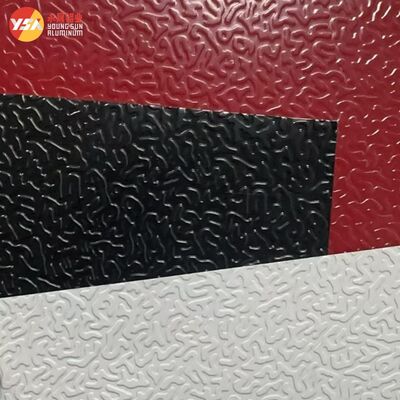 Покрытый цвет алюминиевый лист ПВДФ выбитый штукатуркой 25 микронов коррозионностойкий 0,2-3мм для куртки ХВАК